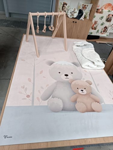 Játszószőnyeg gyerekeknek – puha tapintású, mikroszálas anyagból, gumialjú - 118cmx118cm - Mackók